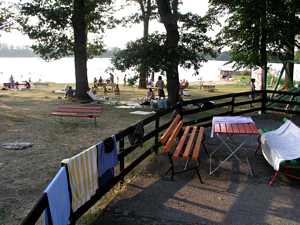 Účastníci workshopů na pláži Ostende