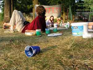 Účastníci workshopů na pláži Ostende