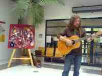 Umělecká skupina Grácie, Martina Lupačová Švarcová, Olšanská, Ševčík, Bája O.: Hra, výstava Žlutý kopec, 2007