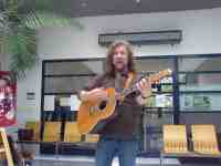 Umělecká skupina Grácie, Martina Lupačová Švarcová, Olšanská, Ševčík, Bája O.: Hra, výstava Žlutý kopec, 2007